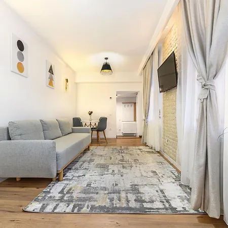 Koa - Hidden Old Town * Braşov