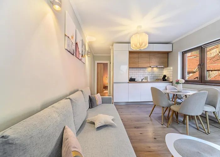 Koa - Hidden Old Town Brassó