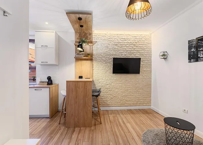 Koa - Hidden Old Town Apartman Brassó