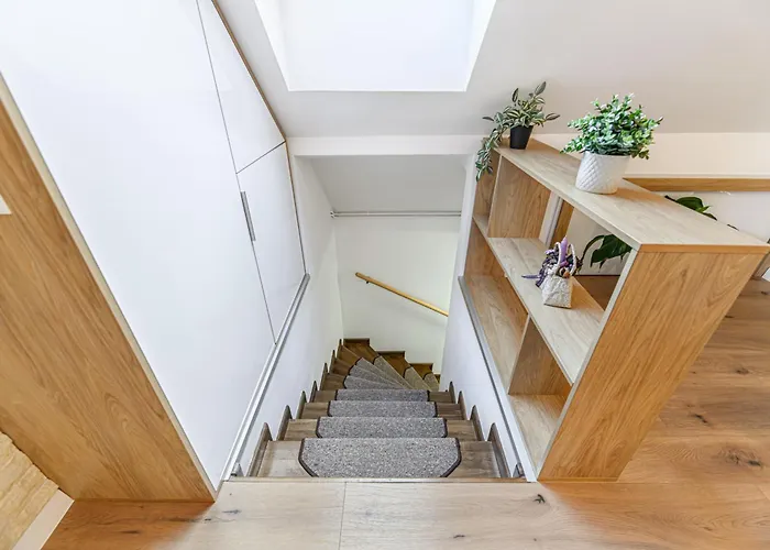 Koa - Hidden Old Town Brassó